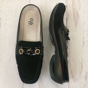 Asgi soleplex technology slip on mules